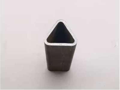 三角管